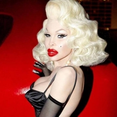 Amanda Lepore