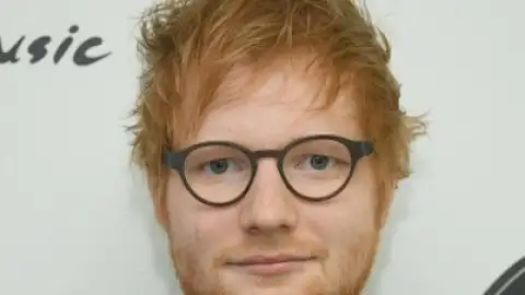 "Humanz" dos Gorillaz não consegue tirar "÷" de Ed Sheeran do topo da parada britânica de álbuns